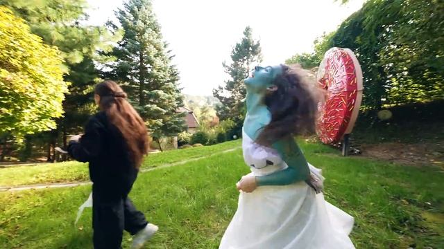 NAJLEPSZE PRZEBRANIE NA HALLOWEEN WYGRYWA! смотреть онлайн