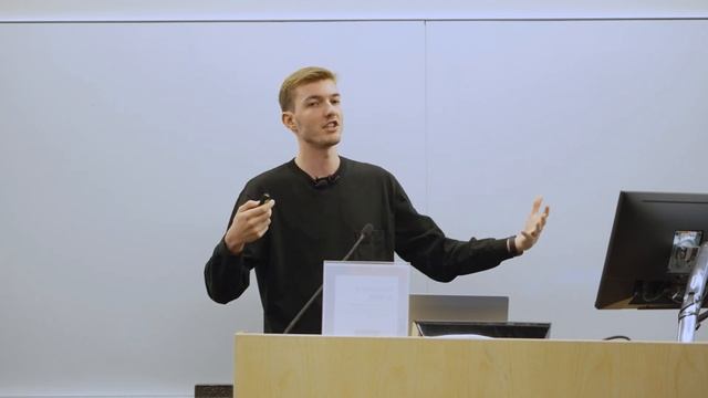 Scaling serverless teams with the AWS CDK - Alex de Boutray смотреть онлайн