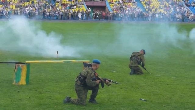 День ВДВ в Пскове. 2 августа 2013 смотреть онлайн