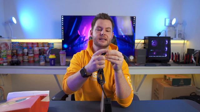 Baseus Sent Me A Surprise Christmas Gift! | Let's Open It Together 🎁 смотреть онлайн