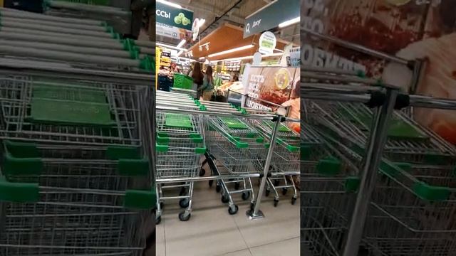 Просрочка Перекресток улица Гусарская дом 4 Не делают возврат! смотреть онлайн