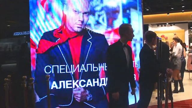 Светодиодные экраны P4 в ТРЦ «Галерея», Санкт-Петербург смотреть онлайн