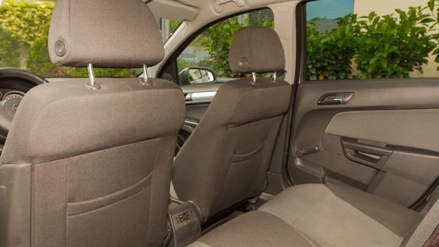 OPEL ASTRA H Caravan 1.3 CDTI Cosmo Impozáns OPC Edition + NAVI! смотреть онлайн