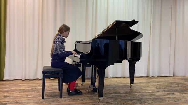 Семенцова Анастасия, 10 лет, Циполи Фугетта d-moll смотреть онлайн