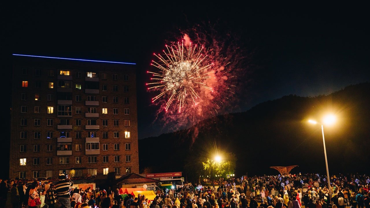 Дивногорск. Фейерверк. День города 2022.07.23.mp4 смотреть онлайн