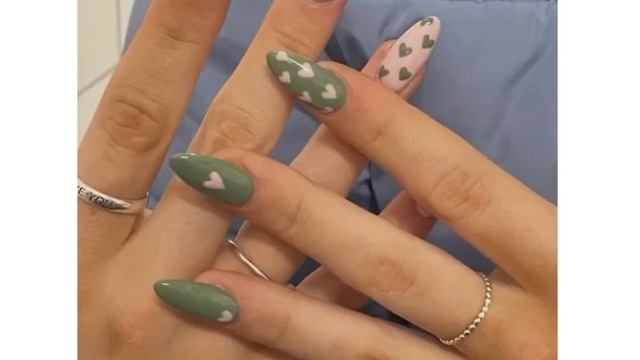 Любителям зелёного цвета в маникюре ?? смотреть онлайн