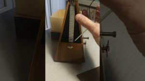 Винтажный механический метроном «Prim», System Maelzel, Чехословакия.