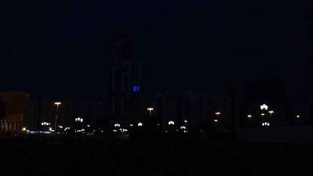 Мечеть Короля Фейсала. Эмират Шарджа. 28 апреля 2016 г. King Faisal Square смотреть онлайн