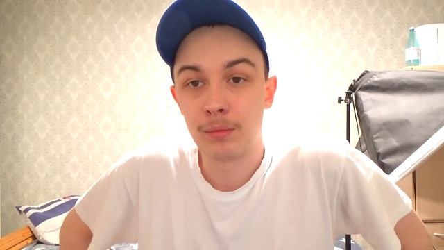 Я УЗНАЛ КАК ДРУГИЕ IPHONE 13 ФОКУСИРУЮТСЯ ВБЛИЗИ!