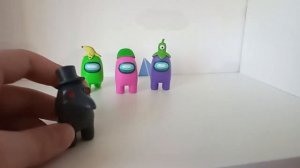 Брелки и фигурки по игре Among us.