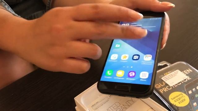 Телефон Самсунг Galaxy A3 SM-A320FZKDSEK смотреть онлайн