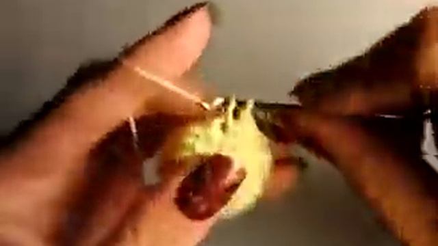 16. Как связать черепашку, голова и шея, 11,12 ряды.avi смотреть онлайн