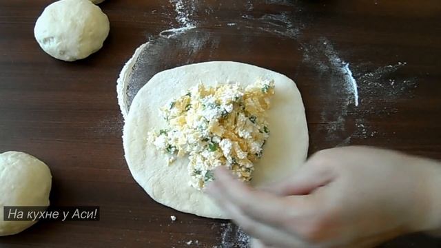 Вкуснятина из доступных продуктов. Лепешки с начинкой на сковороде. смотреть онлайн