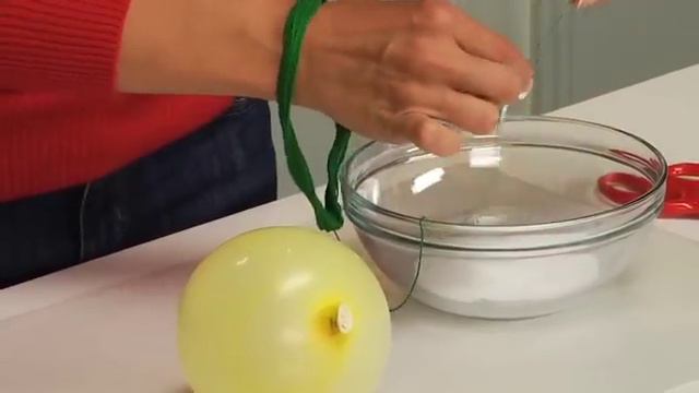 String Ball Christmas Ornament Tutorial смотреть онлайн