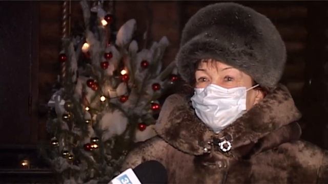 В Крещенскую ночь на Лесной пруд пришли около 30 горожан смотреть онлайн