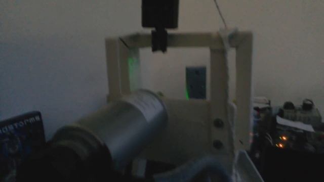 Лазерный проектор из промышленного сервопривода смотреть онлайн