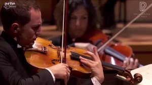 Тьерри Эскеш и Антуан Тамести. Сочинения Т. Эскеша, Й. Видманна и Ш. К. Сен-Санса. Orchestre de Pari