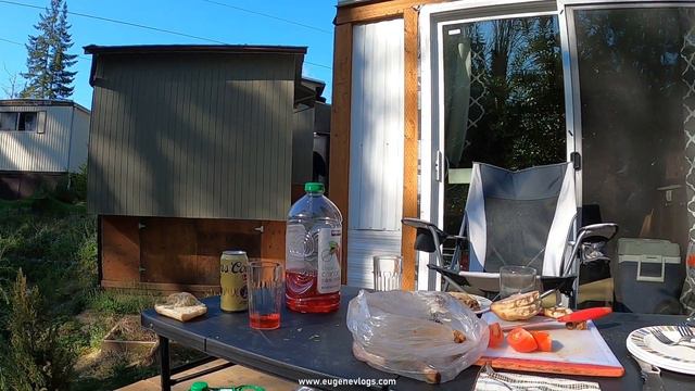 Показ Мод в Трейлере Летняя Мода 2021 (Fashion Show in Trailer Park) смотреть онлайн