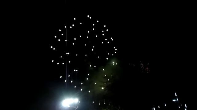 Евпатория,С Днем народного Единства, салют в честь праздника в Евпатории 2016 года))) смотреть онлайн