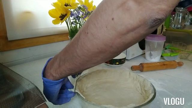 Готовим сладкий пирог с начинкой из щавеля. смотреть онлайн