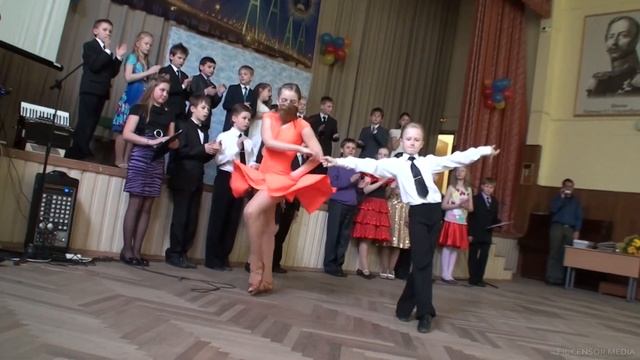 Парный детский танец на выпускном 2011 - 2 смотреть онлайн