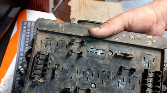 не включается вентилятор ,Ваз 2108, 2109 блок предохранителей,ремонт смотреть онлайн