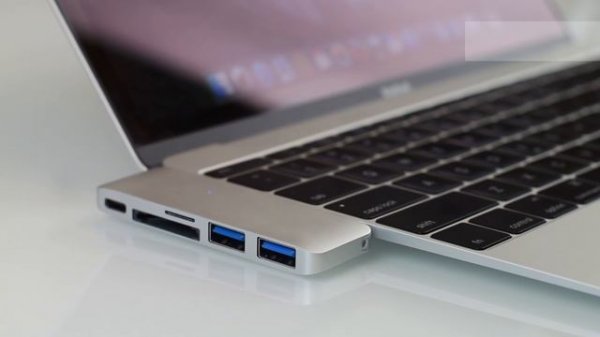 Satechi® Type-C Pass Through USB Hub with USB-C Charging Port
