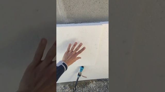 Крепление пенопласта к стене на клей смотреть онлайн