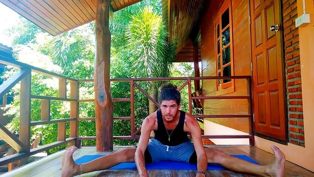 ? 5 Poses I Hate In Ashtanga | Yogi Vlog смотреть онлайн