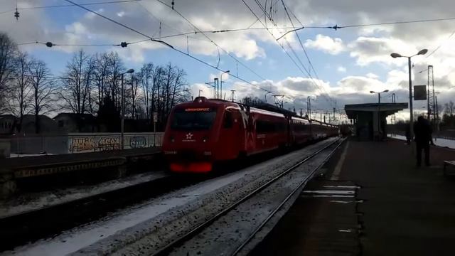 Электропоезд ЭД4МКМ АЭРО-001 Аэроэкспресс станция Лесной Городок 5.02.2016 смотреть онлайн