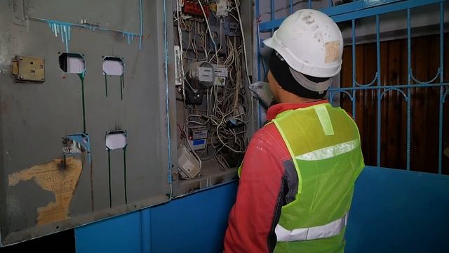 По миллиону в день. На что уходят деньги за капремонт? смотреть онлайн