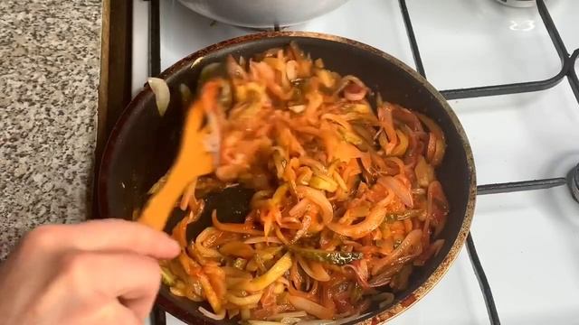 МЯСНАЯ САЛЯНКА! Простой рецепт вкусного супа! смотреть онлайн
