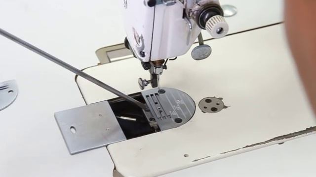 Tutorial - Adjusting Feed Dog Height and Position - ABC Sewing Machine смотреть онлайн