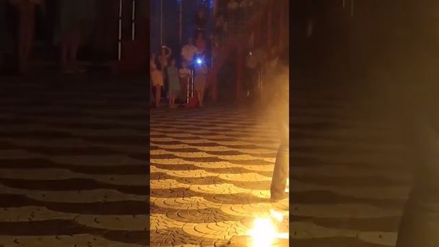Вогняне шоу з вогнем ресторан Ромашка с. Городок(2) смотреть онлайн