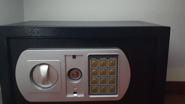Open Digital Safe in 5 Seconds without key and Low Battery смотреть онлайн