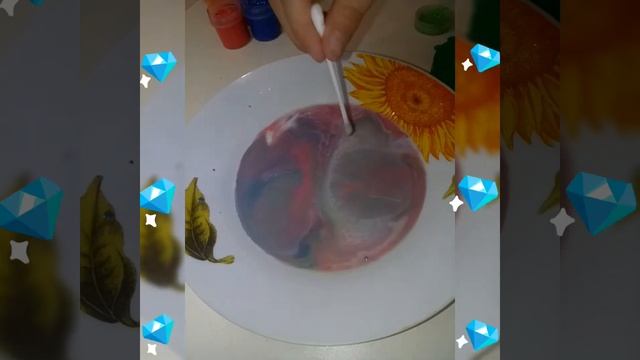 Эксперименты с жидкостью для деток. Молоко+краски “Радуга в молоке”, плотность жидкостей в стакане смотреть онлайн