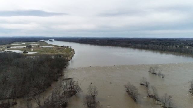 Trump National Golf Club in Virginia 4K Drone Video смотреть онлайн