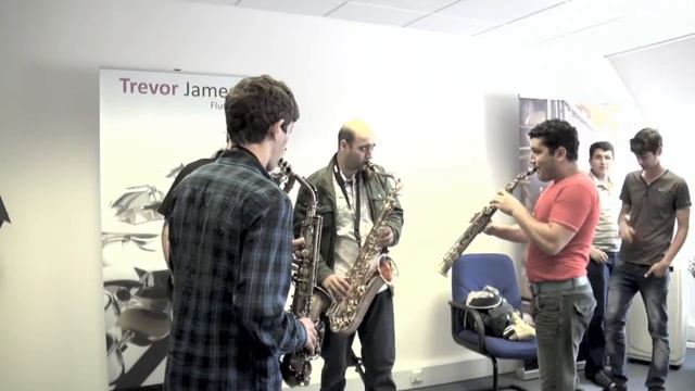 Alma Sax Quartet play Flight of the Bumble Bee смотреть онлайн