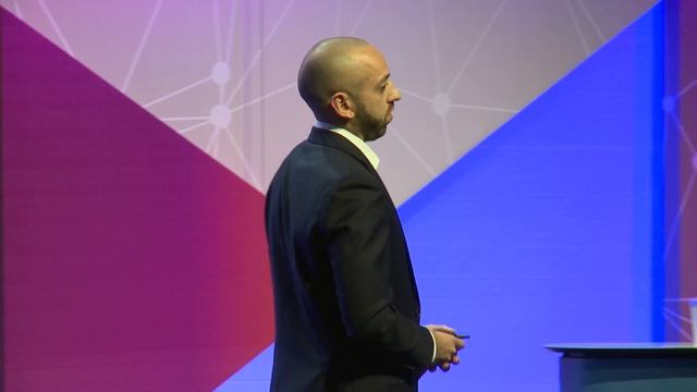 Knowledge Graphs: The Path to Enterprise — Michael Moore and AI Omar Azhar, EY смотреть онлайн