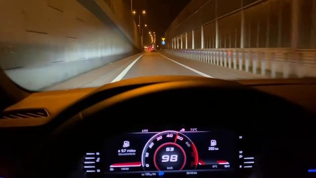 Skoda Superb 2.0 TSI 190 KM 0-100 km/h смотреть онлайн