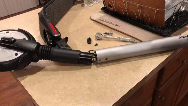 Ninebot by Segway ES2 Kickscooter Control Board Replacement and Review смотреть онлайн