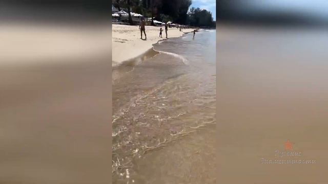 Ксения Бородина с девочками отдыхает на пляже Таиланда! смотреть онлайн