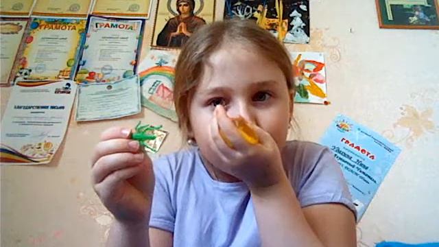 Orystal slime очень прикольный лизун советую посмотреть смотреть онлайн