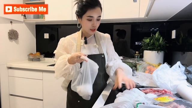 Cách bảo quản nguyên liệu thực phẩm tươi lâu /Her 83 Vlog смотреть онлайн