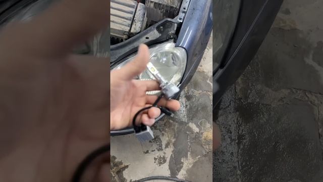 Led 75 W в Volkswagen Jetta 2008 установка через адаптер Отпрака России смотреть онлайн