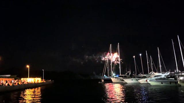 FUOCHI D’ARTIFICIO SUL MARE 🎆 La Maddalena 🌊 Sardegna, Italia 🎇 22 Luglio 2023 смотреть онлайн