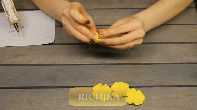 Цветы из фоамирана своими руками | маленькие розочки из фома смотреть онлайн