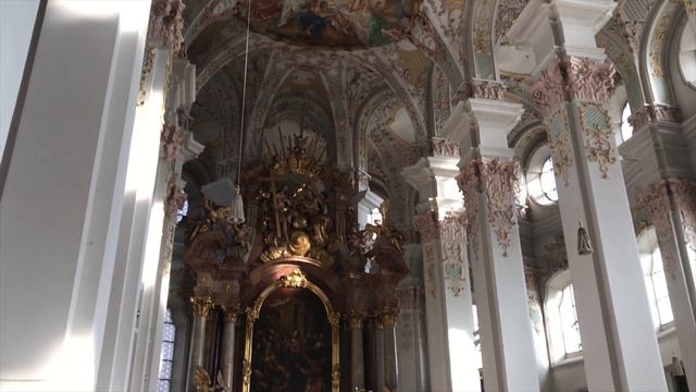 Münih gezilecek yerler : St. Peter's Church - St. Peter Kilisesi смотреть онлайн