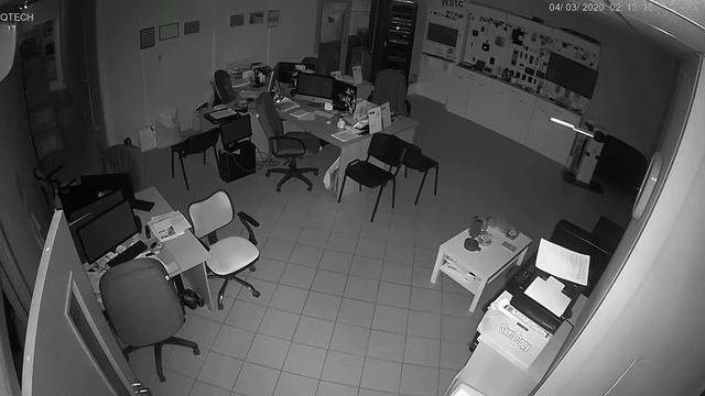 Qtech QVC-IPC-202VAE (2.8) | Ночной тест в офисе