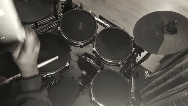 AFRICAN PRAISE DRUMS - SOME BASIC PATTERNS FOR BEGINNERS смотреть онлайн